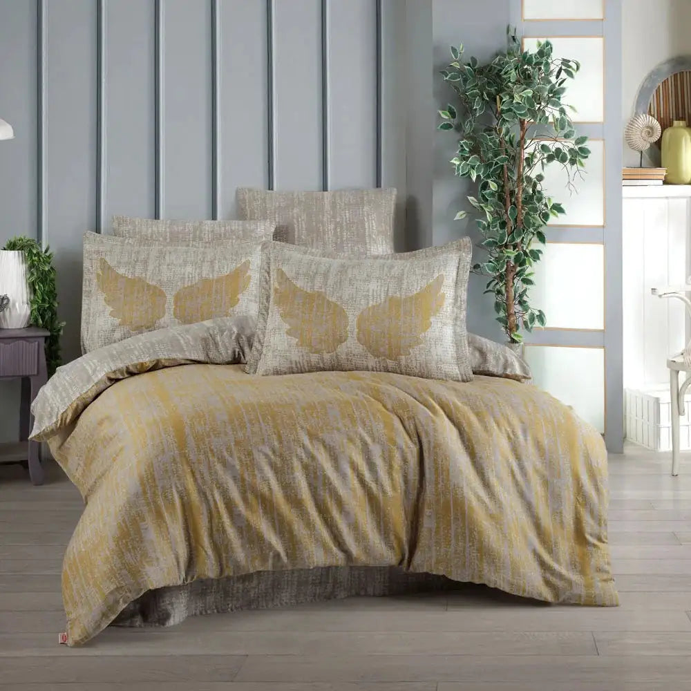 Luxury Gold Satin Double Duvet Cover Set with 4-Piece Bedding