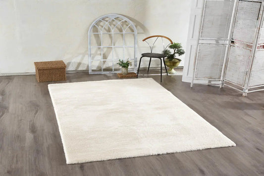 Plush Faux Fur Area Rug - 80x120 cm Soft Beige Carpet