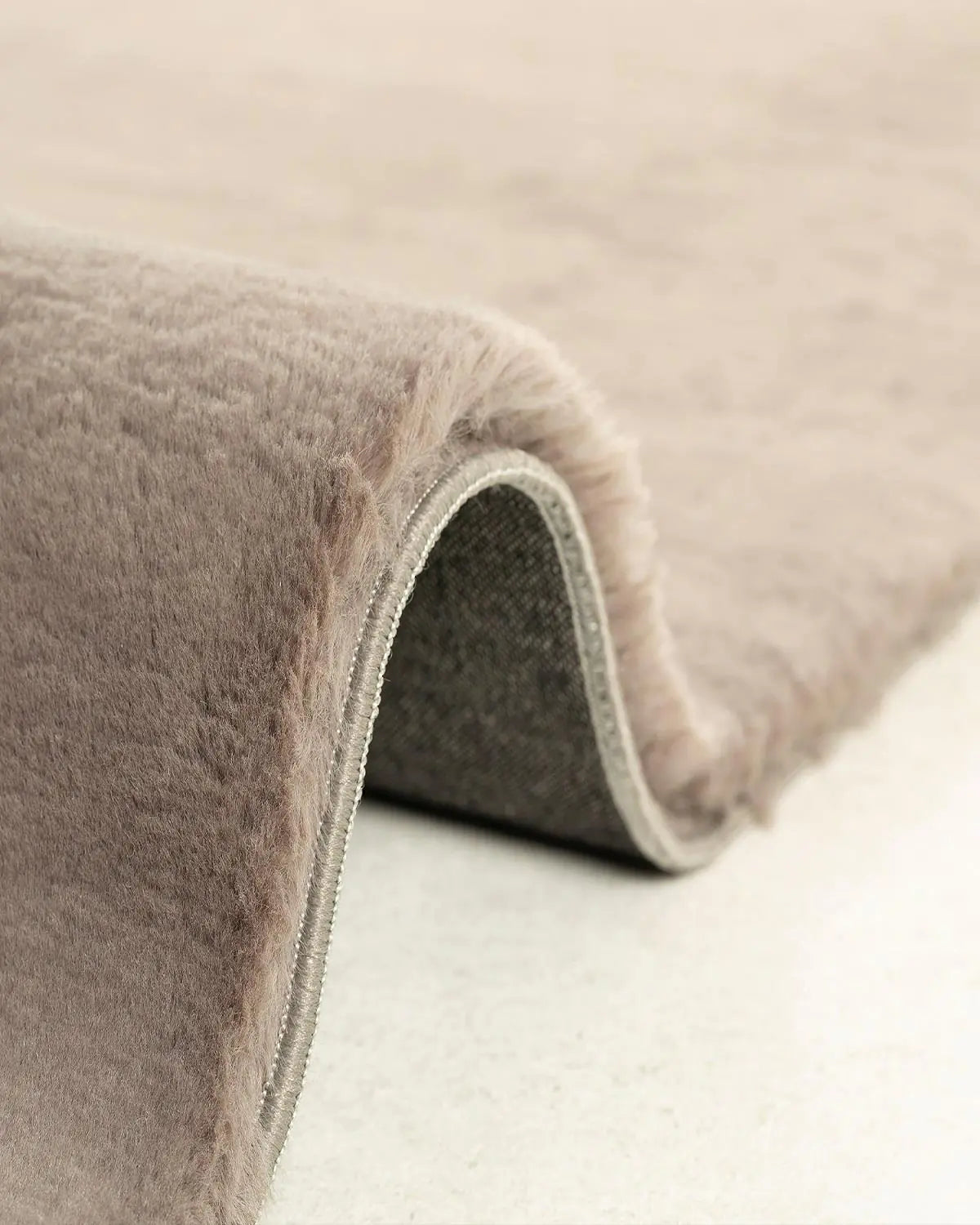 Plush Fuzzy Fur Area Rug - Soft Anthracite Carpet 160x220 cm