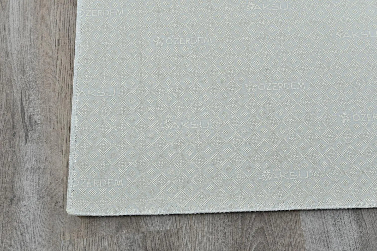 Non-Slip Textured Pyramid Carpet for Floors | Soft & Durable 120x180 cm