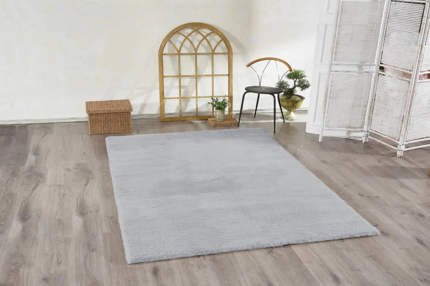 Plush Fur Area Rug 80x120 cm - Soft Gray Shag Carpet