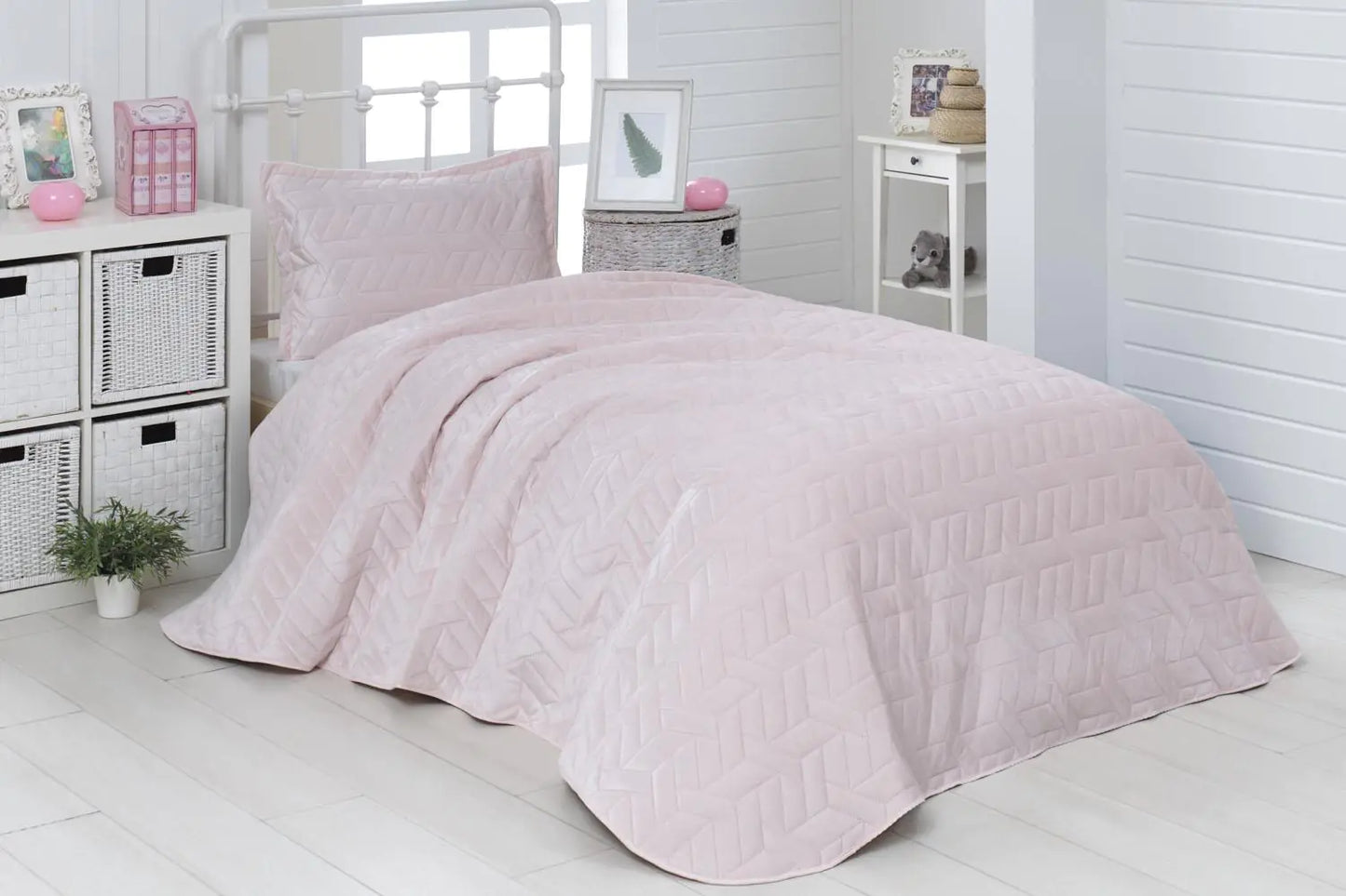 Luxury Ruby Powder Cotton Bedspread Set - Single Size Soft Bedding