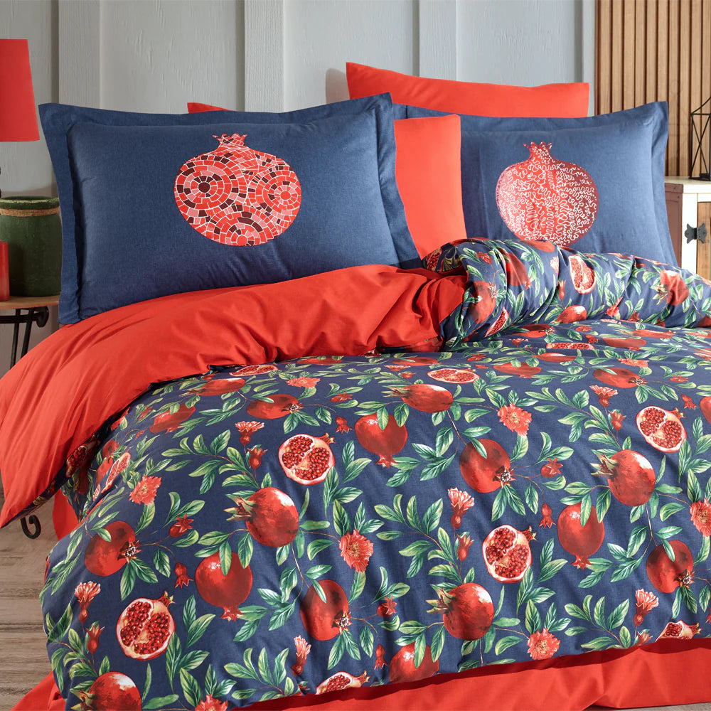 Red 100% Cotton Poplin Double Duvet Cover Set with Pillowcases