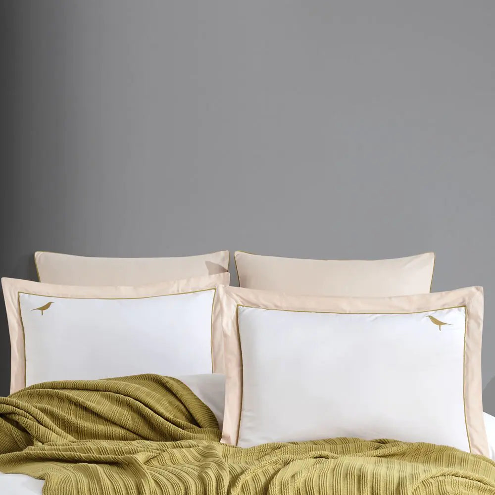 Double Size Mustard Cotton Bedding Set with Knit Throw