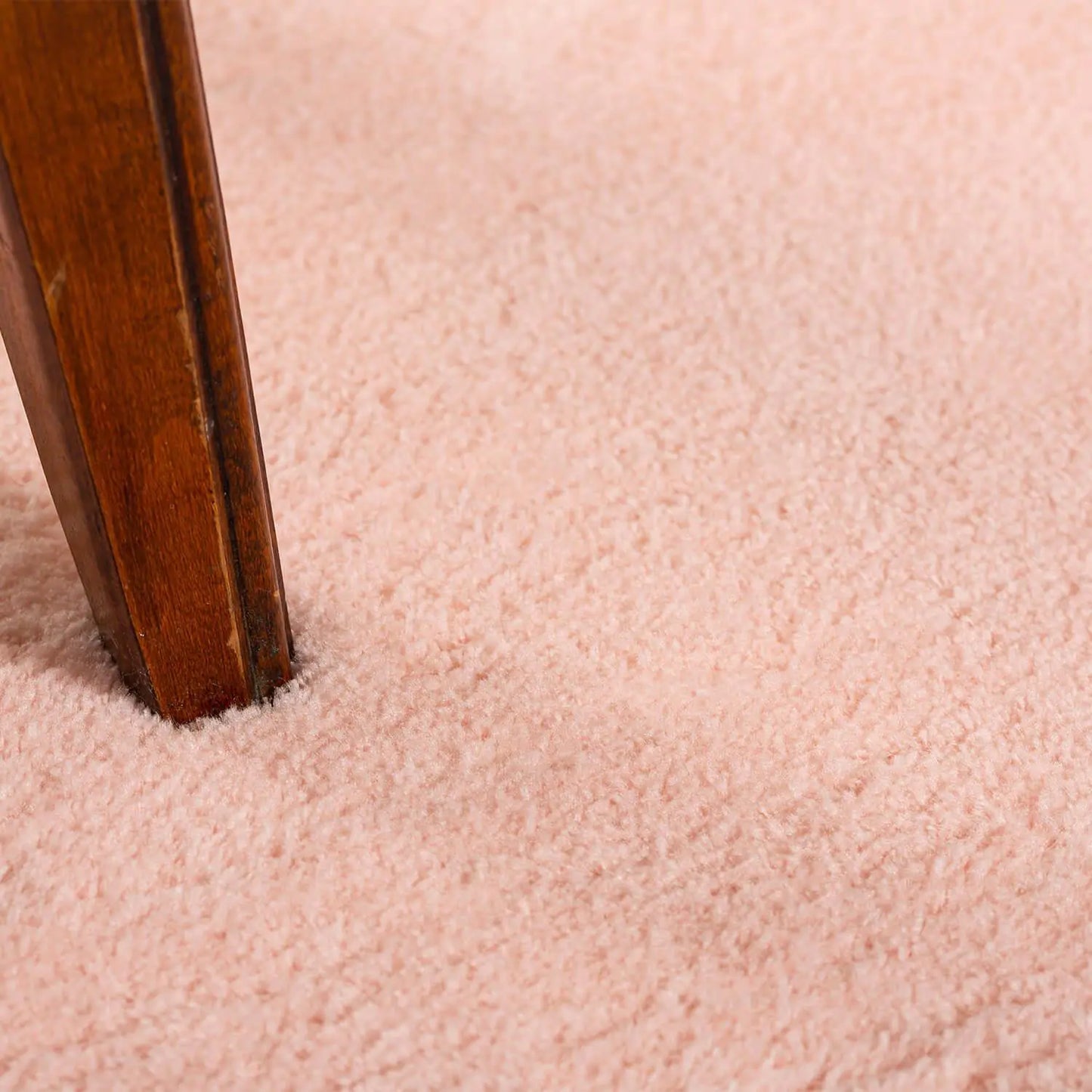 Royal Plush Carpet 160x220 cm in Soft Powder Pink